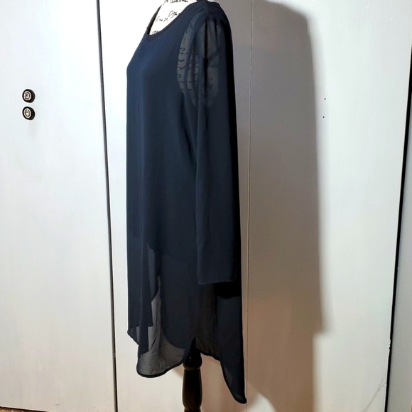 Soft Surroundings- Women's Long Black sheer lined Tunic Side slits Sz.Large - Picture 3 of 6